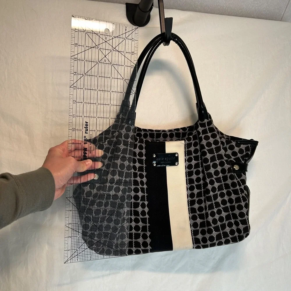 Kate Spade Stevie Classic Noel black and white‎ geometric canvas shoulder bag